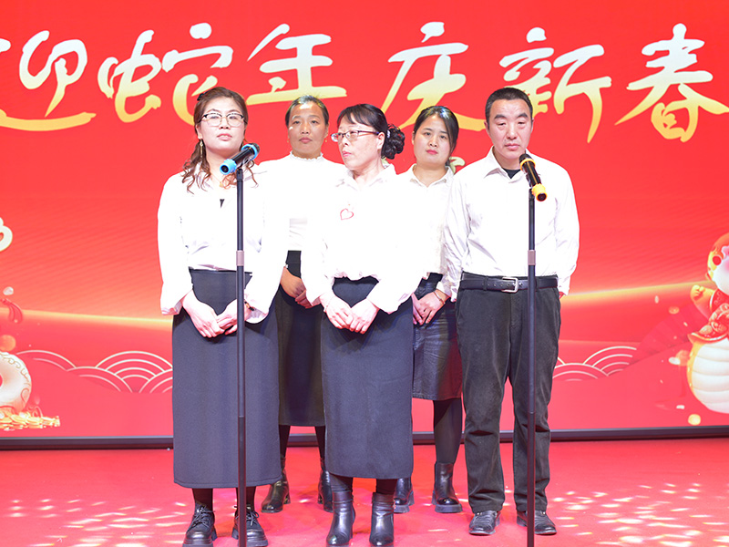 医院年会节目表演